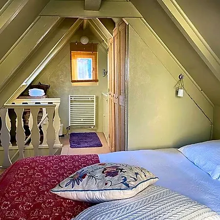 Herengracht 21 Bed & Breakfast 4*